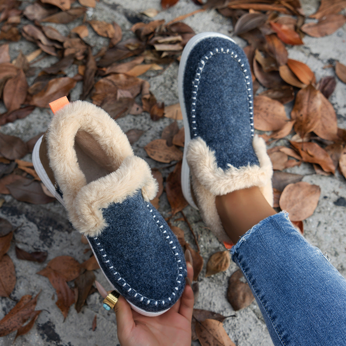 Fleece-Lined Thick Plush Winter Ankle Boots with Warm Sewing and Flat Cotton Sole