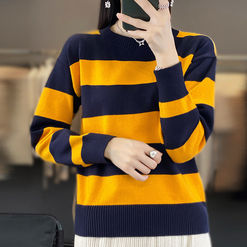 Women's Round Neck Sweater – Loose-Fitting with Striped Long Sleeves