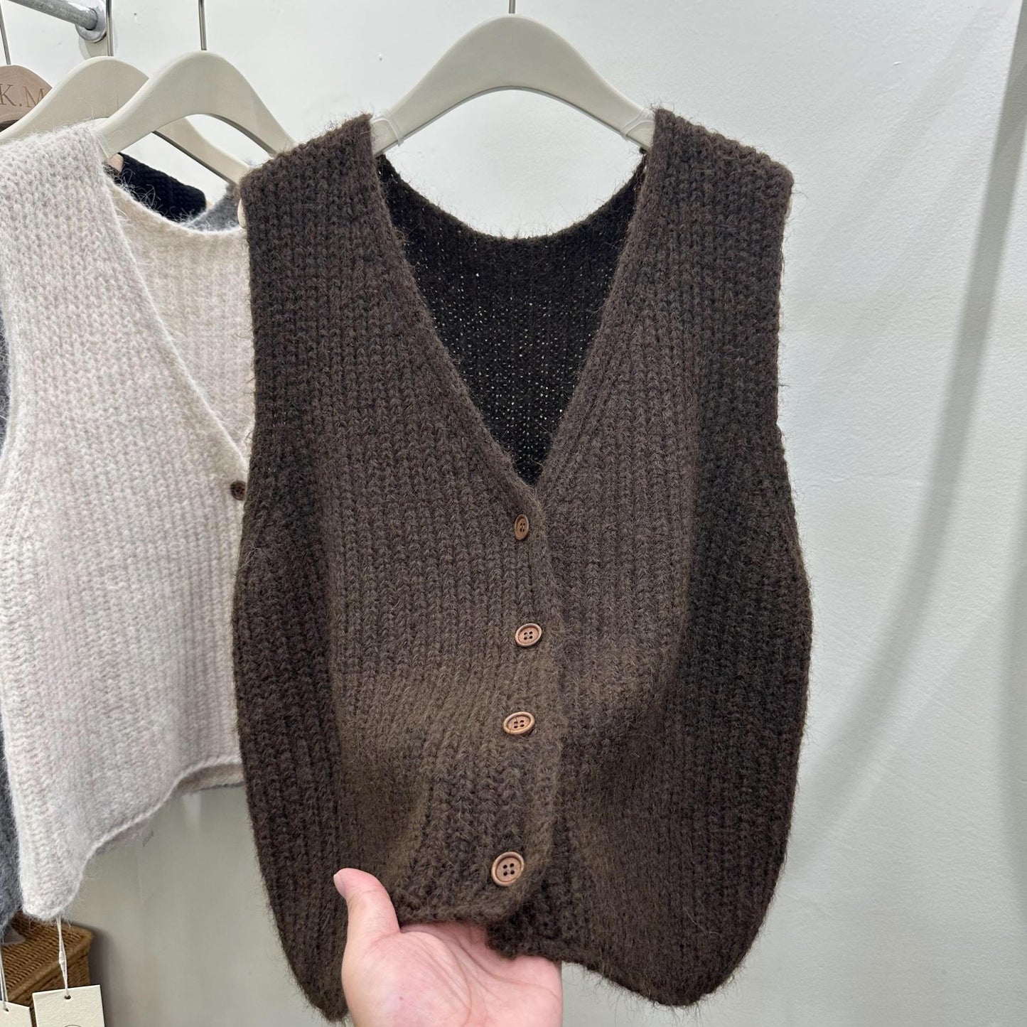 Women's Solid Color Loose-Fit Sleeveless Cardigan Sweater Vest - Versatile Knitted Waistcoat Top