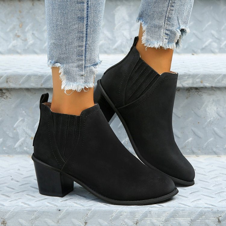 European and American Plus Size Women's Pointed Toe Chunky Heel Martin Boots