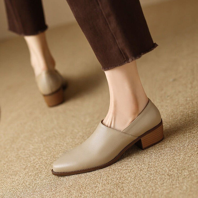 Autumn Women's Comfortable Small Leather Shoes – Casual, Fashionable, Solid Color