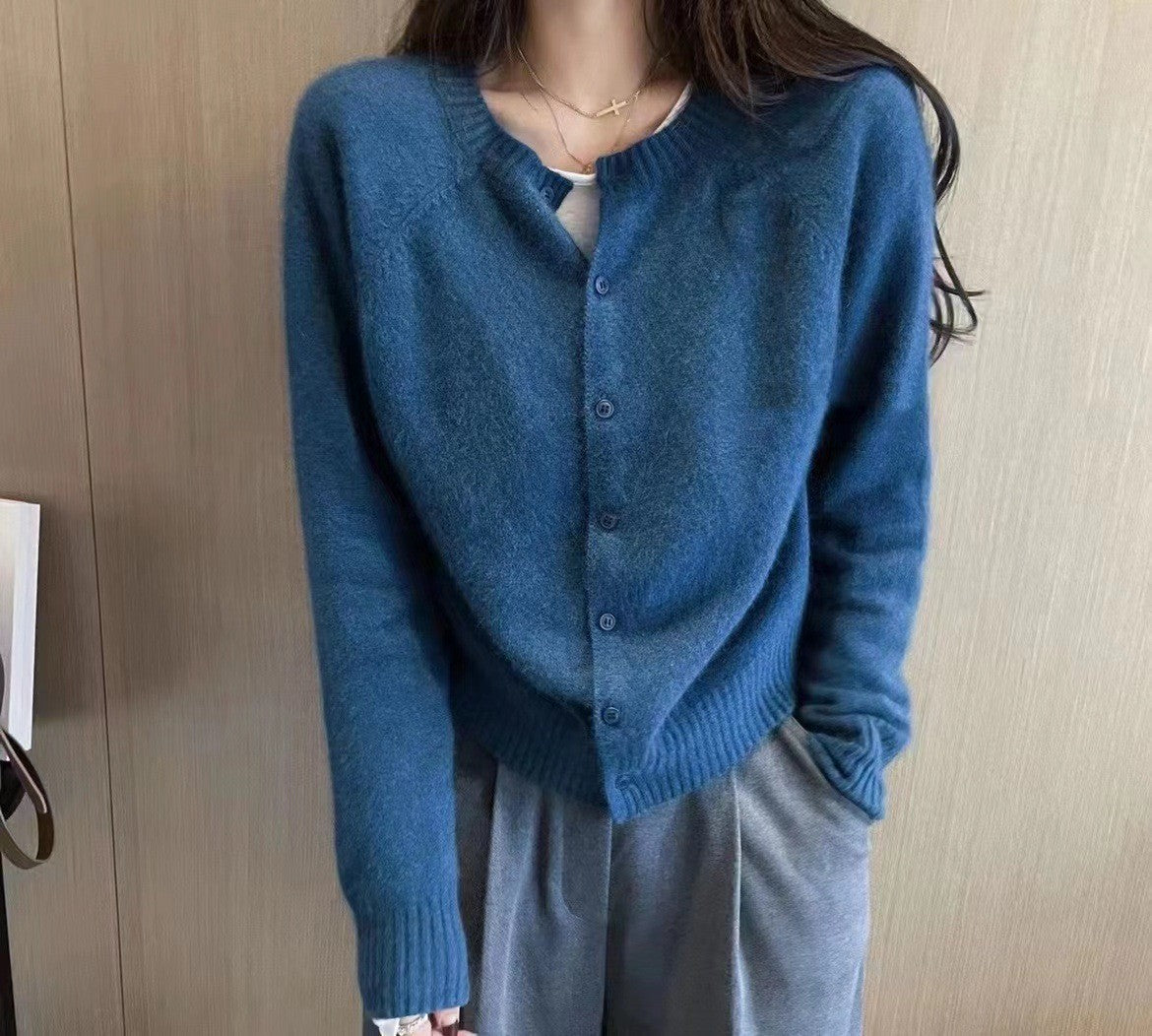 Women's Loose-Fitting Cropped Cardigan Sweater