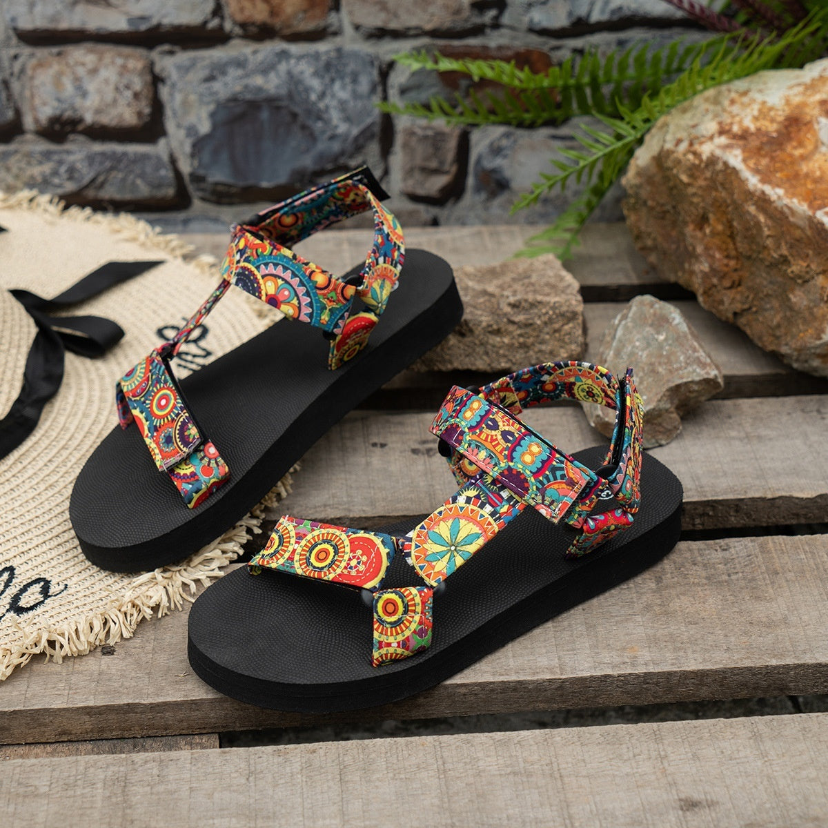 Lightweight Summer Roman-Style Flat Round-Toe Beach Sandals for Women