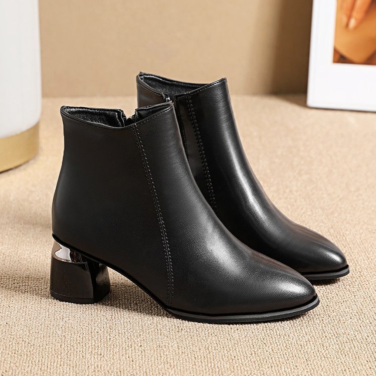 Autumn and Winter Chunky Heel Short Boots for Women in Soft Leather