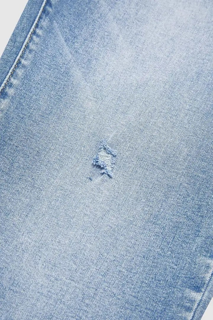 Low-Rise Cropped Boyfriend Jeans For Women, With A Distressed Raw Hem, Casual Light Wash Pants