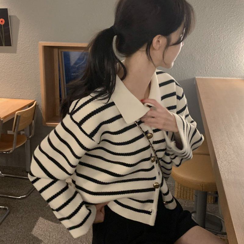 Winter Retro Anti-Aging Lapel Contrast Color Striped Jacquard Knitted Sweater