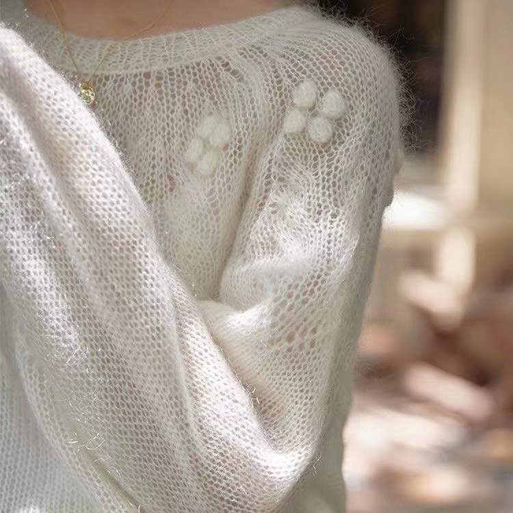 Women's Retro Chic White Mohair Sweater - High-Grade Elegance