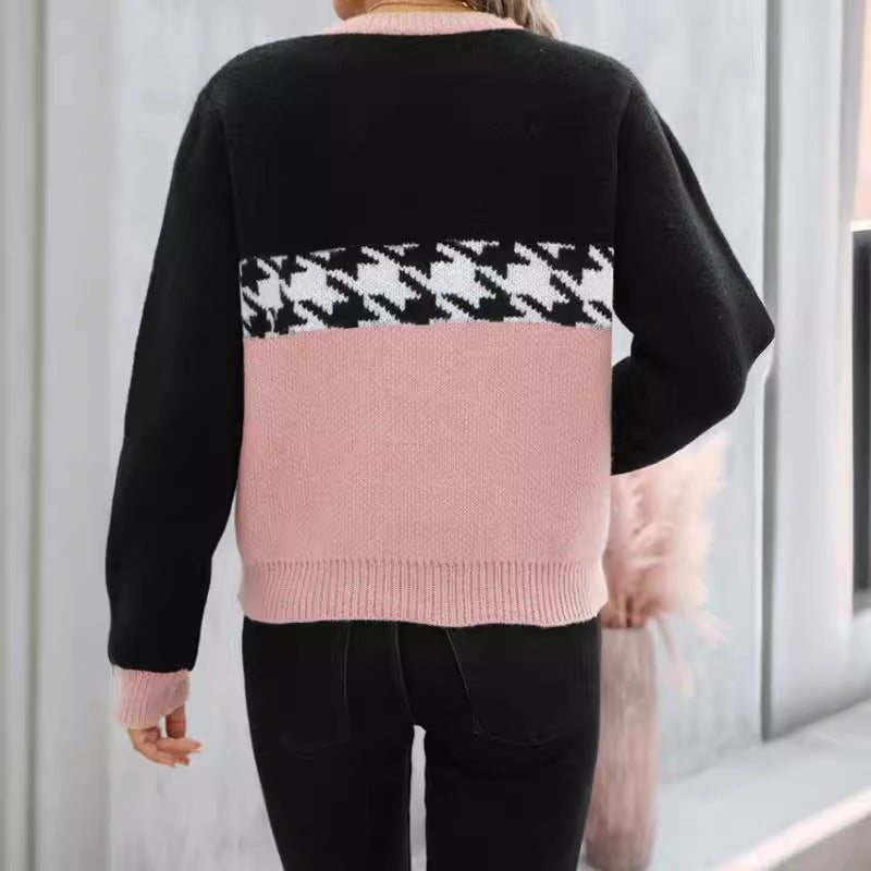 Fashionable Contrast Color Round Neck Knitted Sweater