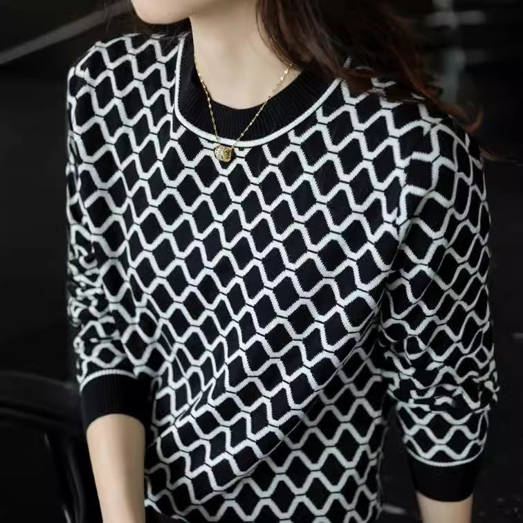 Women's Slimming Wool Knit Sweater with Wave Rhombus Plaid Pattern