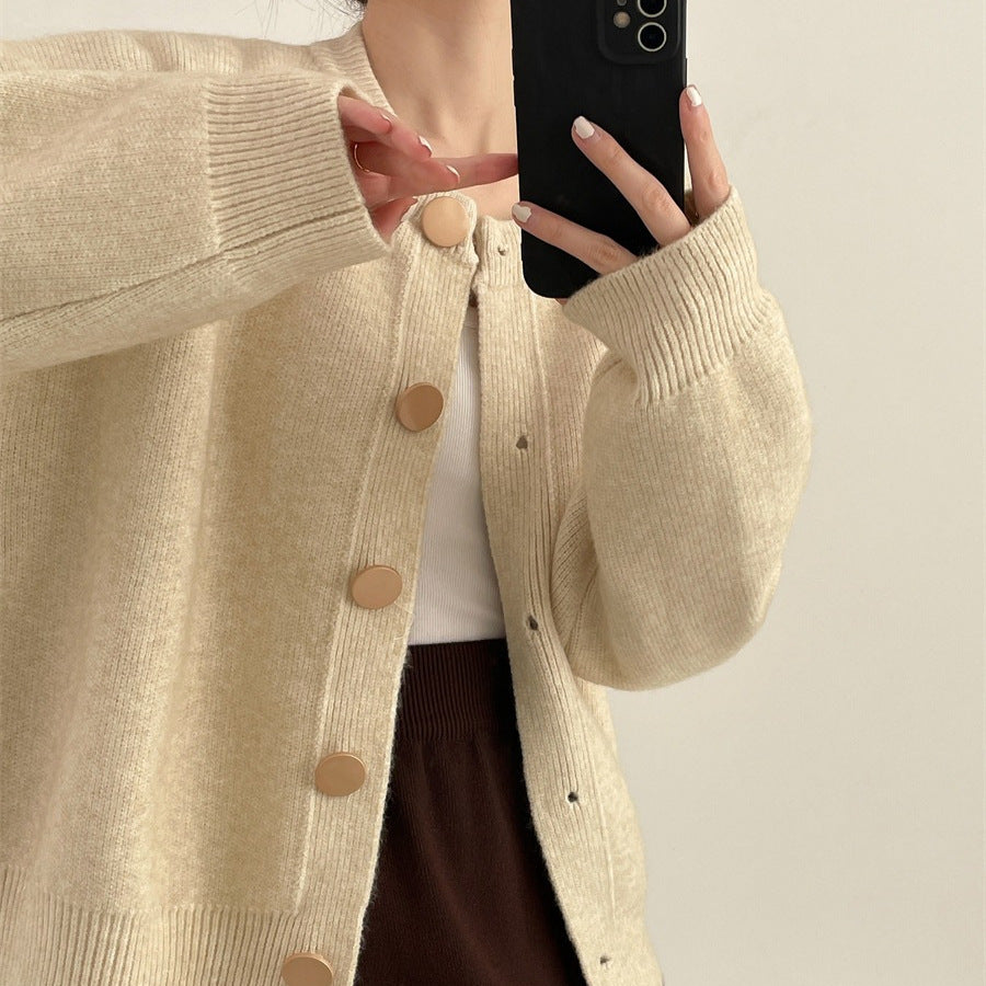 Women's Round Neck Solid Color Loose Knitted Cardigan for Autumn and Winter