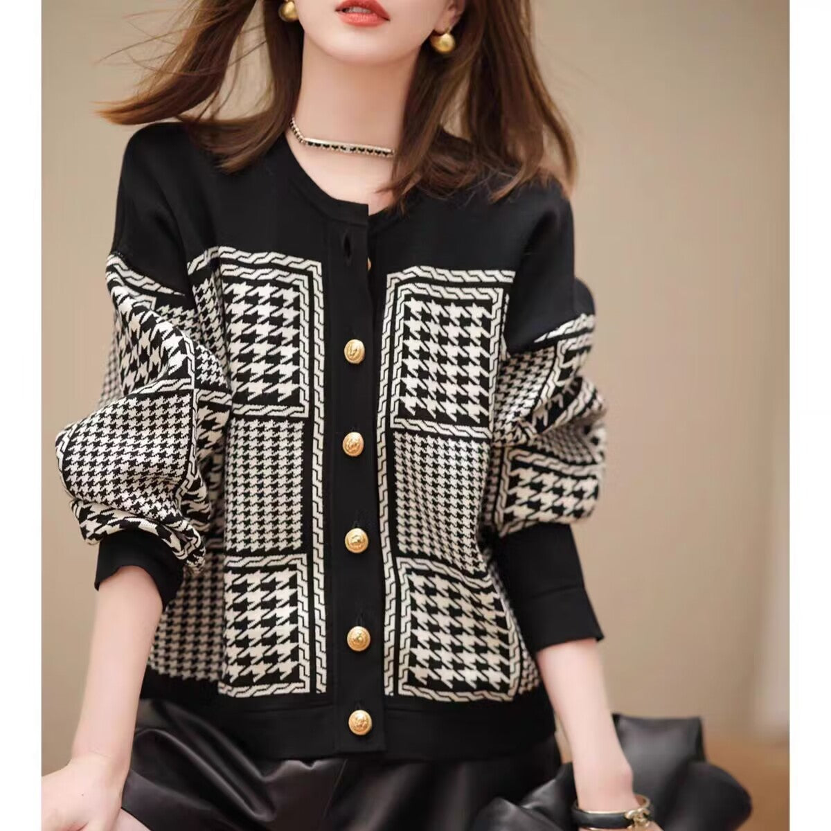 Plus Size Retro Houndstooth Knit Sweater for Women